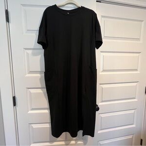 Zella Black Midi TRAVEL Dress
